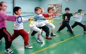 Ecole d'escrime à partir de 6 ans.